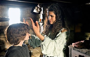 Die Puppenspieler - Aus dem Feuer