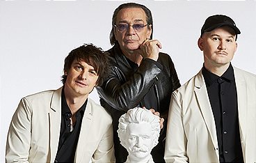 Johann Strauss: Camo & Krooked