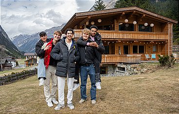 Die Jungs-WG - Pistengaudi im Pitztal
