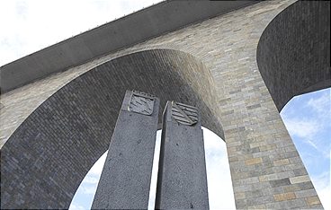 Pirk - Brücke der Einheit