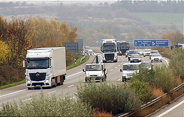 Die A2 - Autobahn am Limit