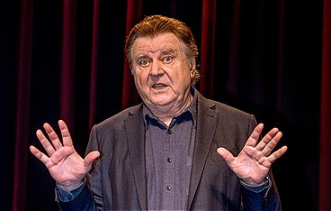 Lukas Resetarits: ÜberLeben