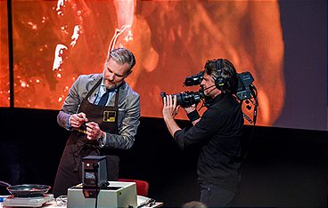 Science Busters - Wer nichts weiß muss alles glauben