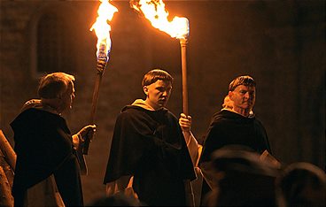 Die Puppenspieler - Ans Licht