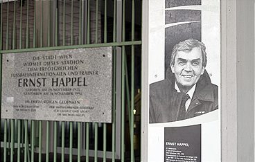 Österreichs prägende Bauten - Praterstadion und Bergisel-Schanze