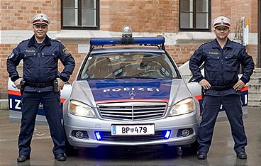 24 Stunden - Raser & Polizisten