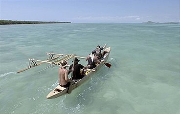 Explorers S5 E4: Im Holzkanu durch tödliche Strömungen