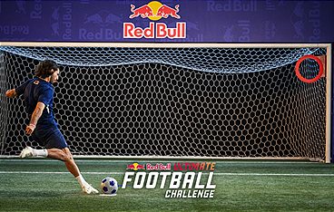 FUSSBALL: Impossible 100 Ball Challenge
