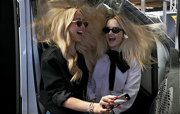 Davina & Shania - We Love Monaco