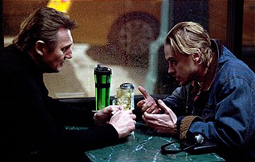 Ruhet in Frieden - A Walk Among The Tombstones
