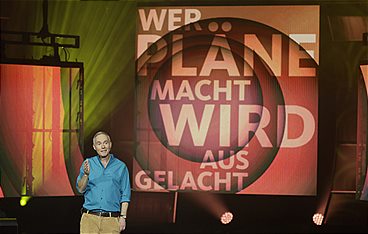 Johann König: Wer Pläne macht wird ausgelacht