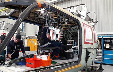 Fliegende Intensivstation - Ein Rettungshelikopter entsteht