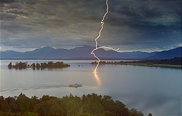 Blitze - Himmel unter Strom