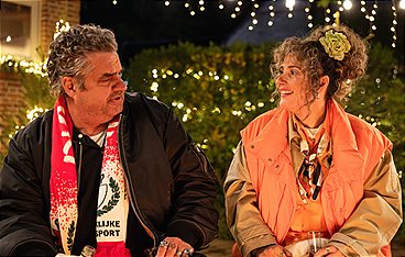 Single Bells - Only Losers for Annie?